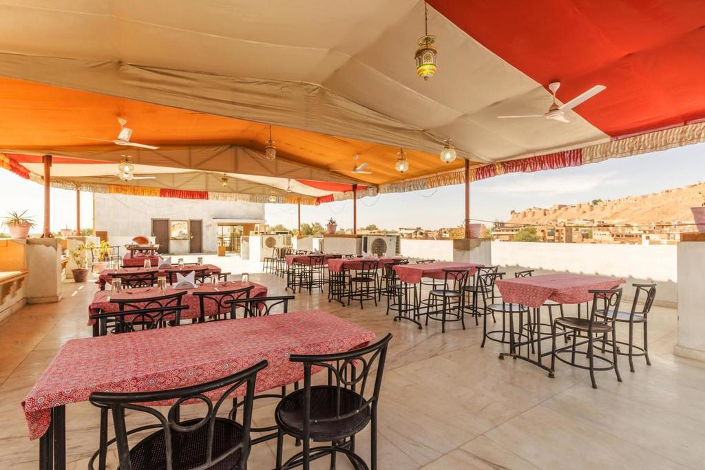 Hotel Hayyat Jaisalmer Exterior photo
